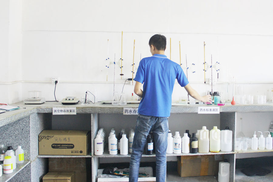 化驗(yàn)室主要是都干什么 化驗(yàn)室化驗(yàn)員是做什么的